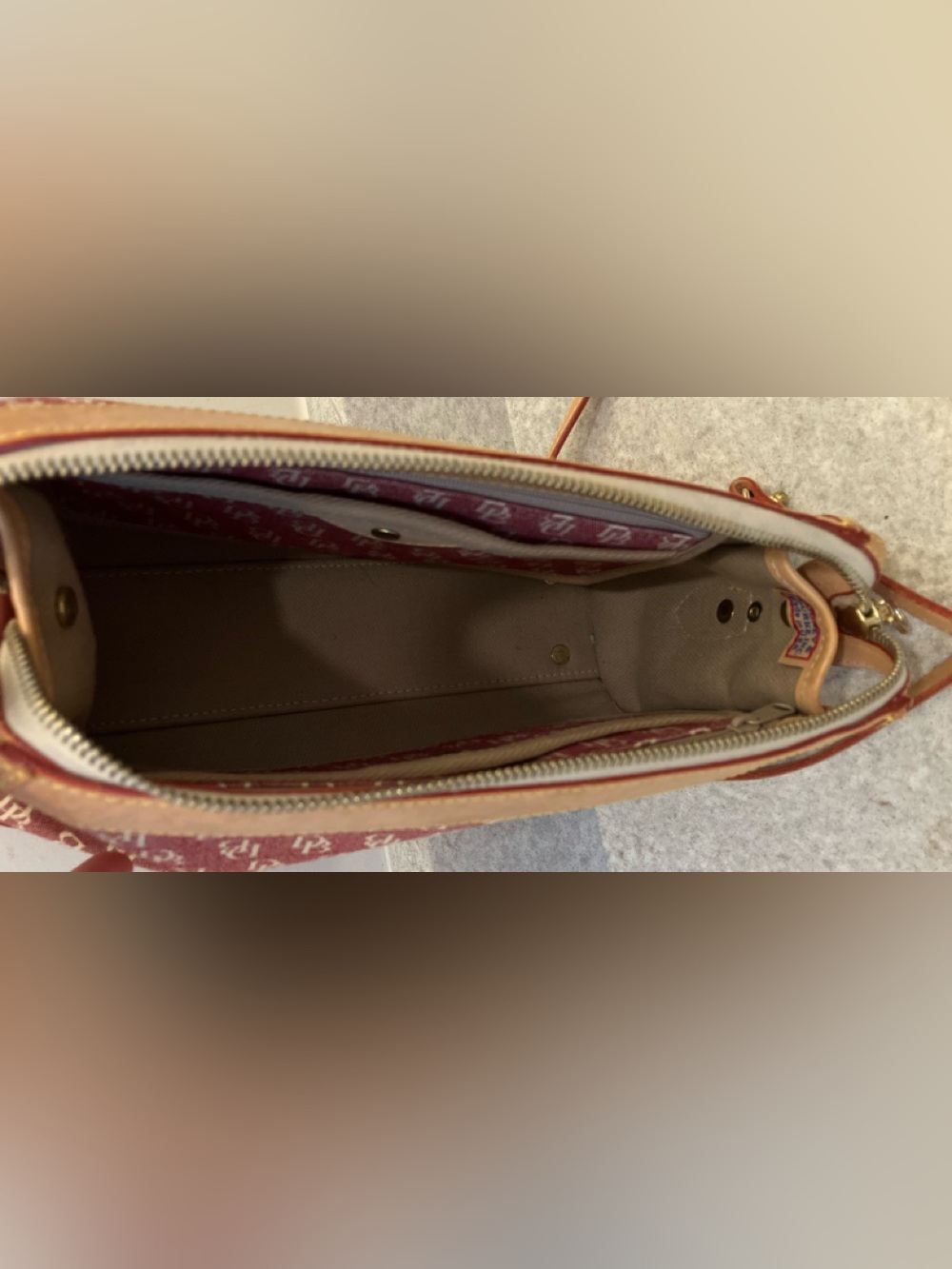 Vintage DOONEY & BOURKE Crossbody Bag - Picture 8 of 11